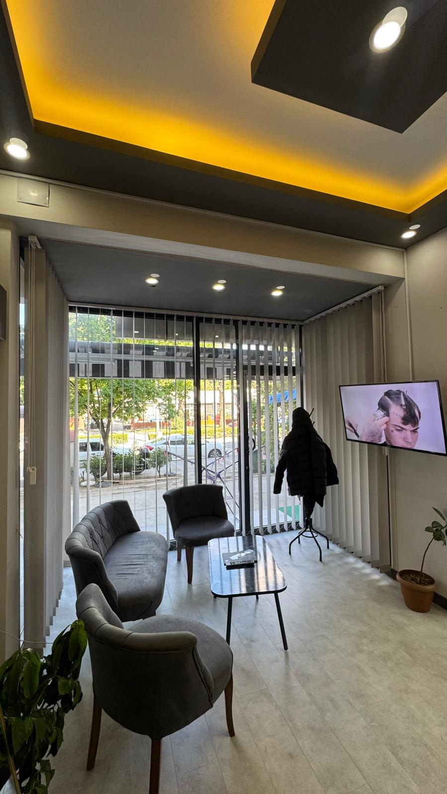 Müşteri bekleme salonu